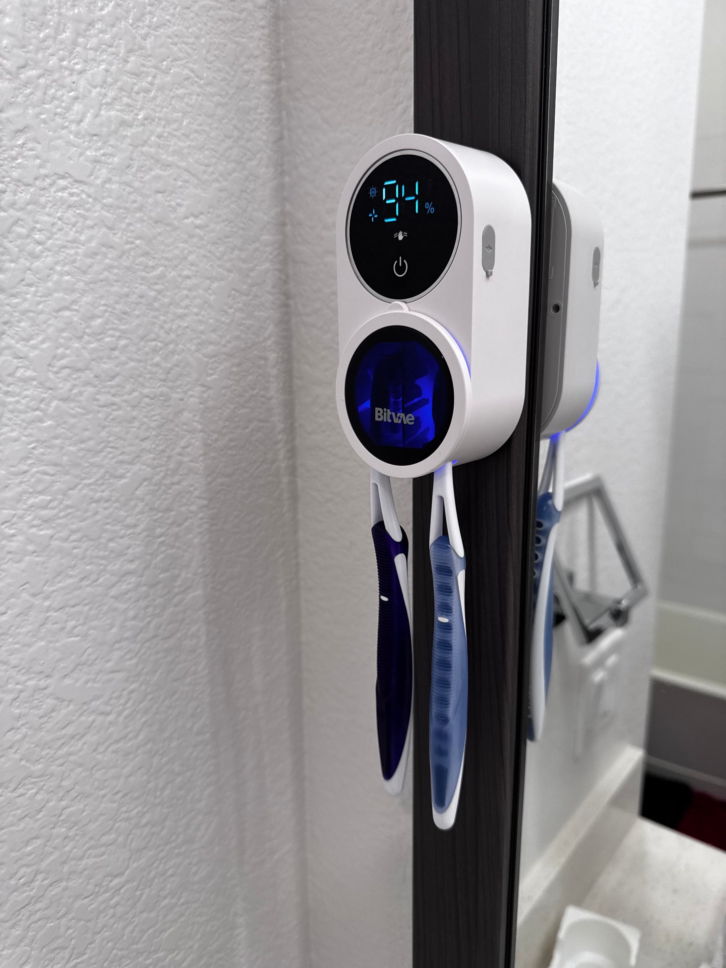 UV Tooth Brush Sterilizer/Holder
